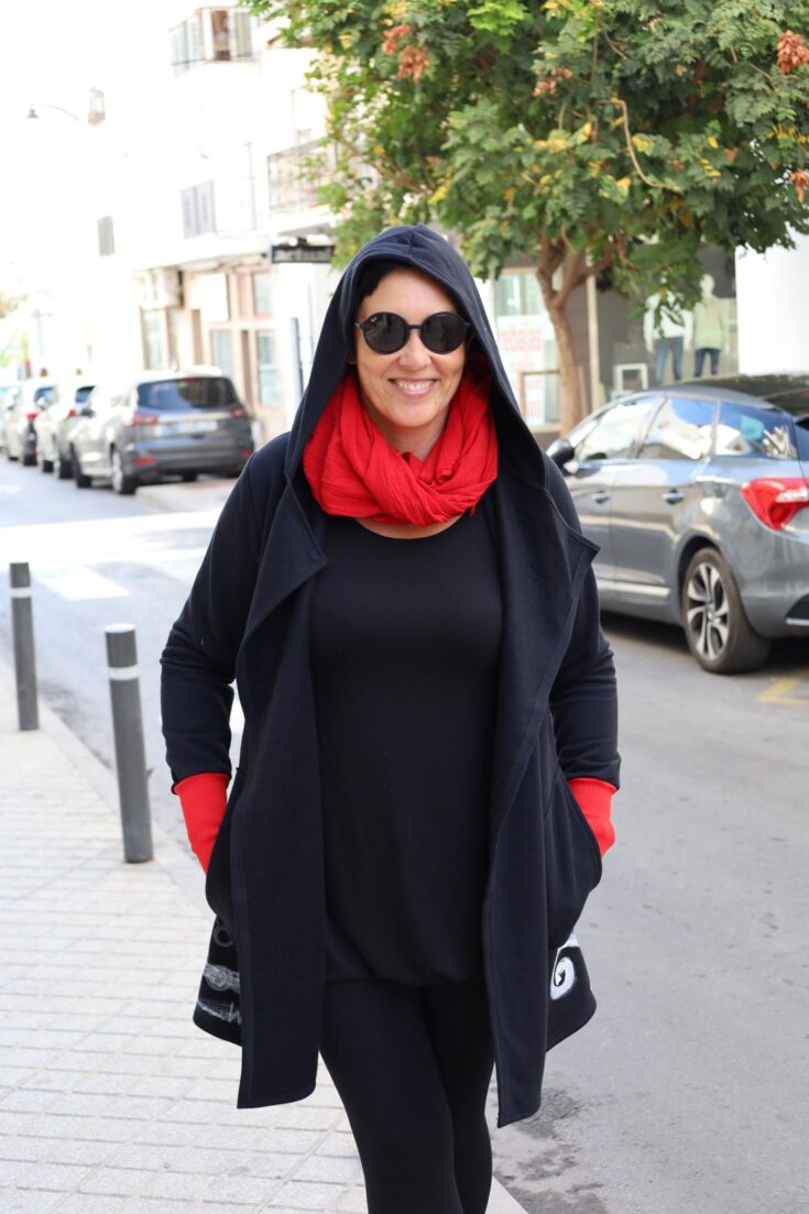 bluza damska czarna malowana