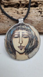 Wisior Zamyślona Piękność - obrazek 10