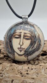 Wisior Zamyślona Piękność - obrazek 9