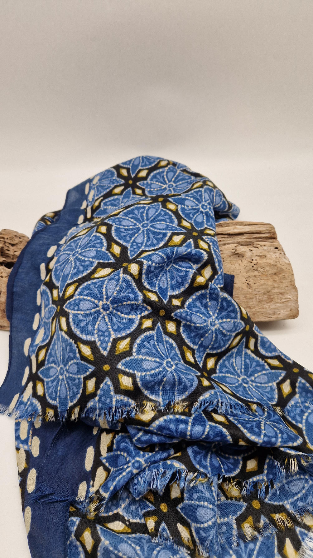 szal_taki_jak_zielony_5 Szal Grenada Granata - obrazek 4