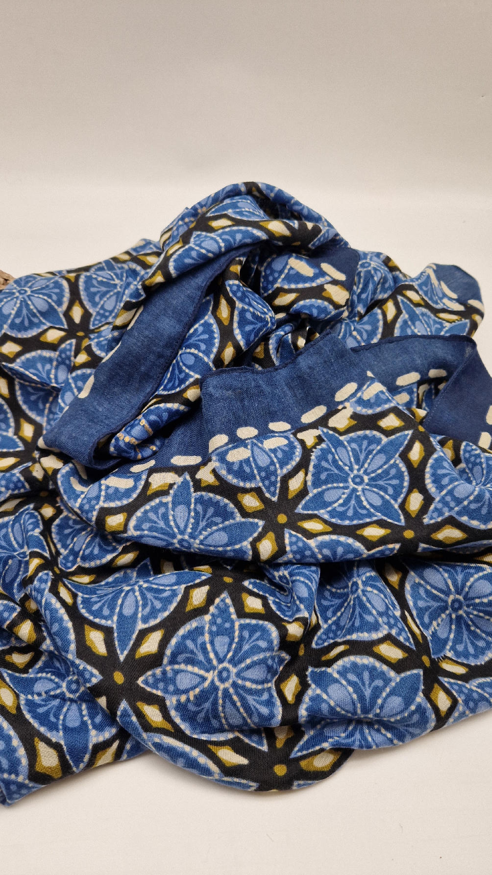 szal_taki_jak_zielony_8 Szal Grenada Granata - obrazek 7