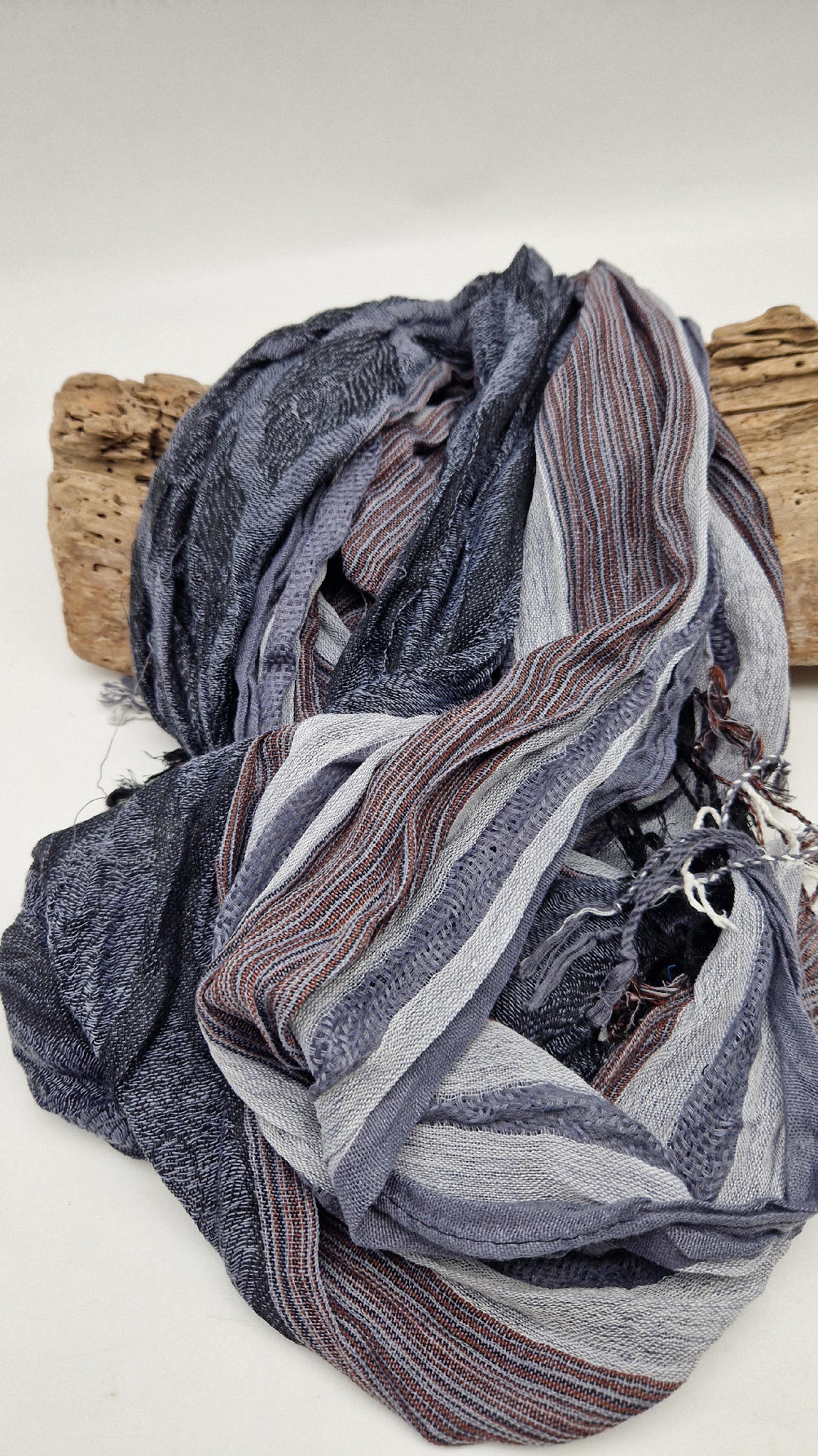 szalik_szarobezowe_paski_8 Szal Giovani - obrazek 1