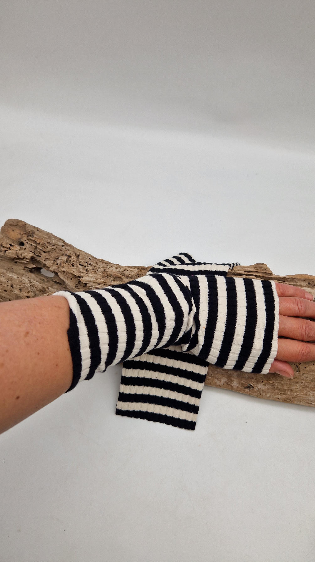 zarekawki_paski_2 Zarękawki Paskite - obrazek 3