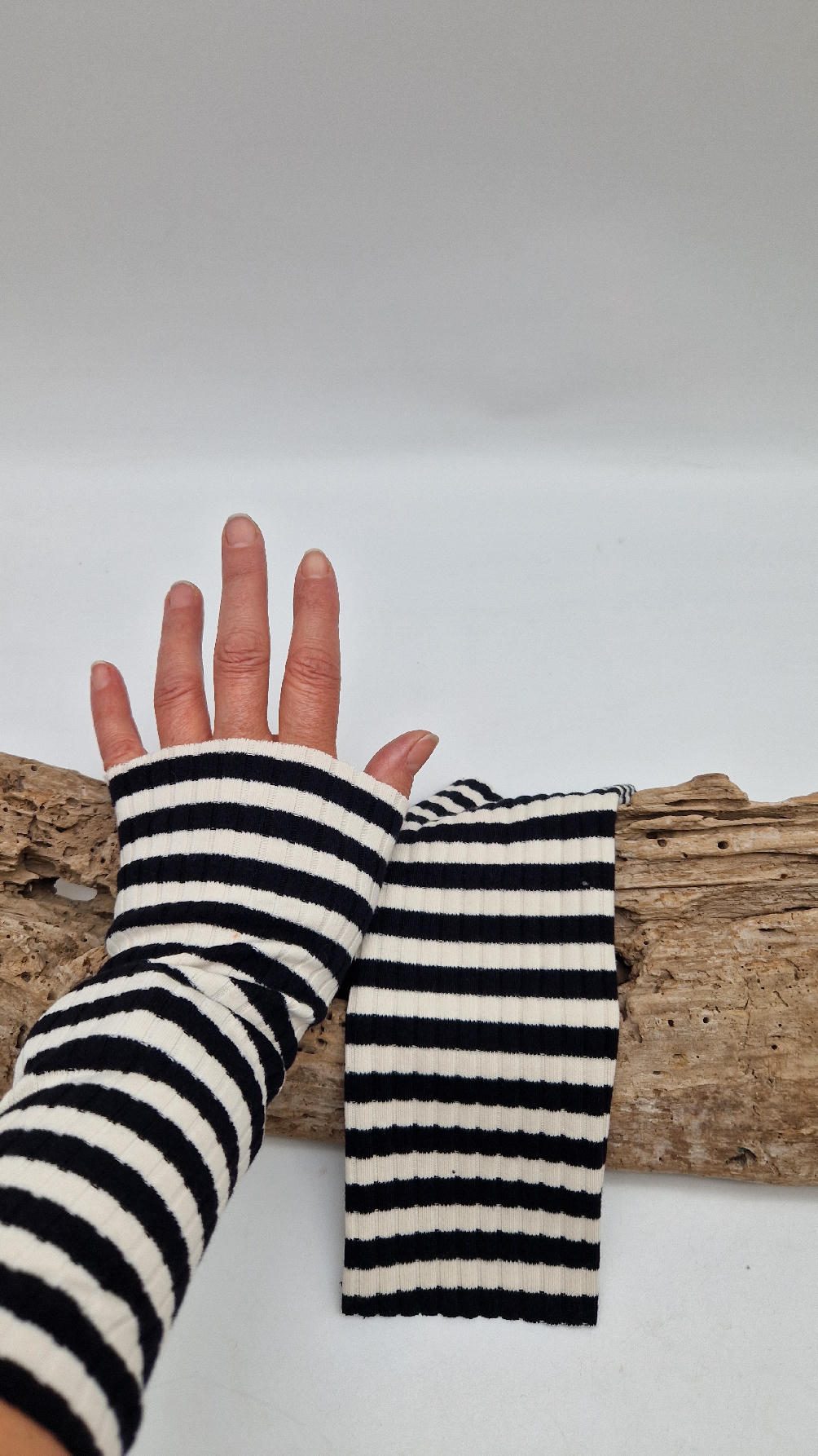 zarekawki_paski_4 Zarękawki Paskite - obrazek 5