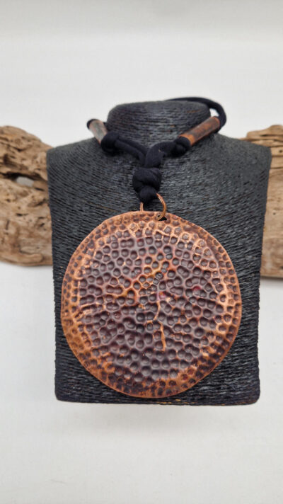 Wisior Miedzianooka Bogini