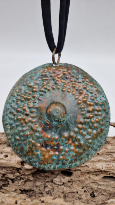 Wisior Zielonooka Bogini