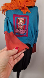 Zachmurzona Frida z Kwiatami - obrazek 13