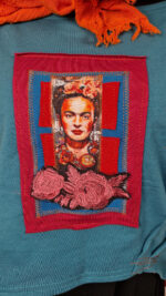 Zachmurzona Frida z Kwiatami - obrazek 15