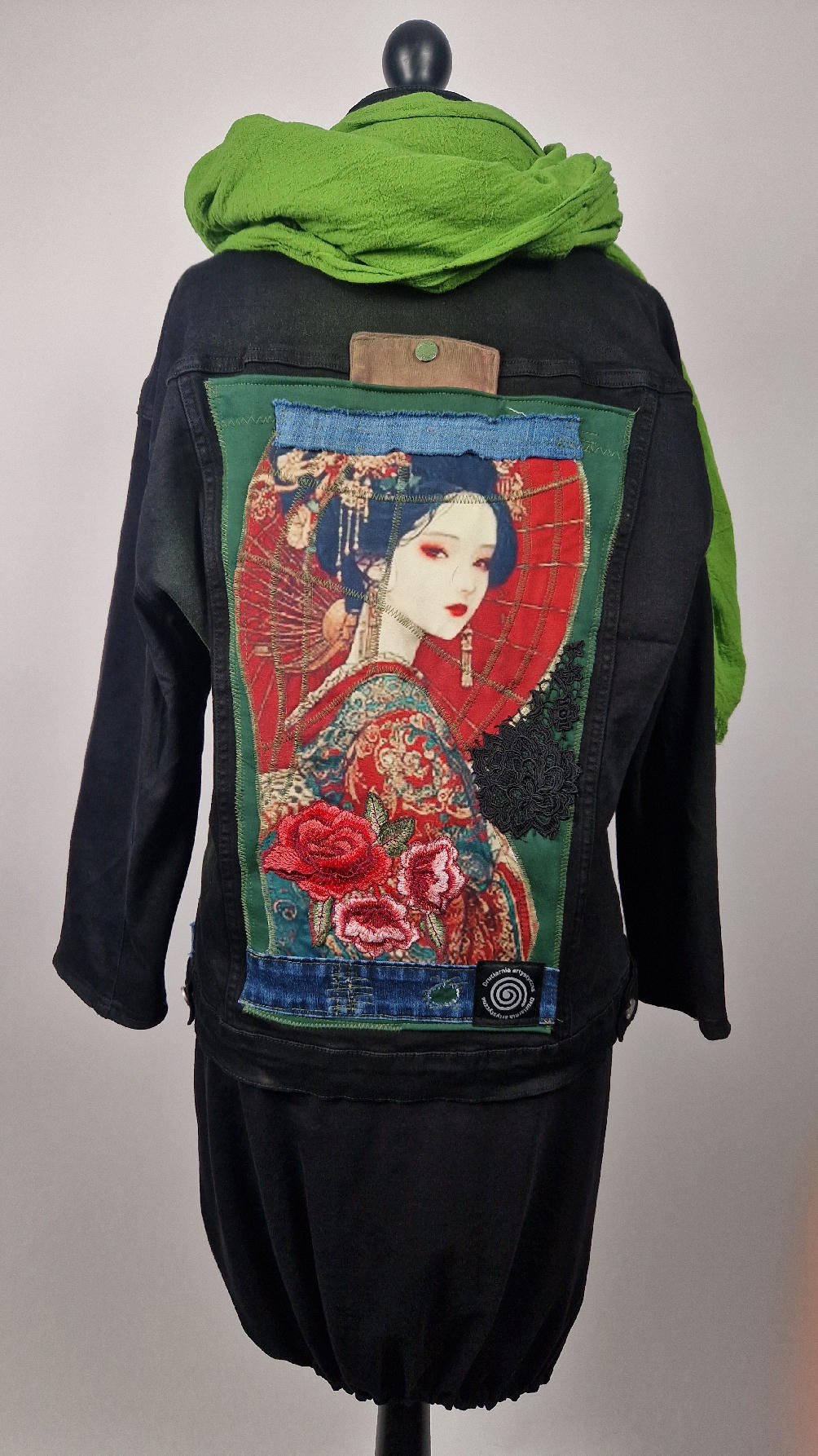 katana_czarna_japonia_19 Katana Japonka w zieleni - obrazek 1