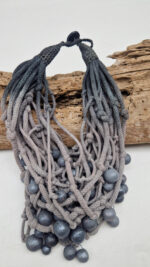 Naszyjnik Szara Eminencja