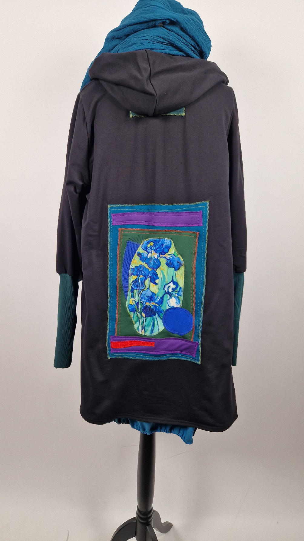 otulak_czarny_irysy_2 Otulak Takie Irysy M-L - obrazek 1